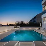 Prestige 1 Apartman *