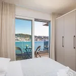 Prestige 1 * Trogir